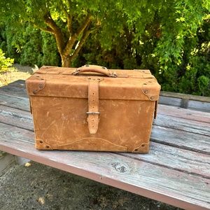 Grandfathers Pilot Case. Saddleback Leather